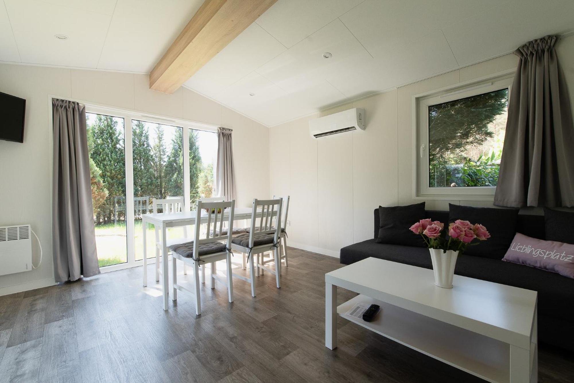 Naturcamping Lueneburger Heide - Chalets & Tiny Haeuser 索尔陶 外观 照片