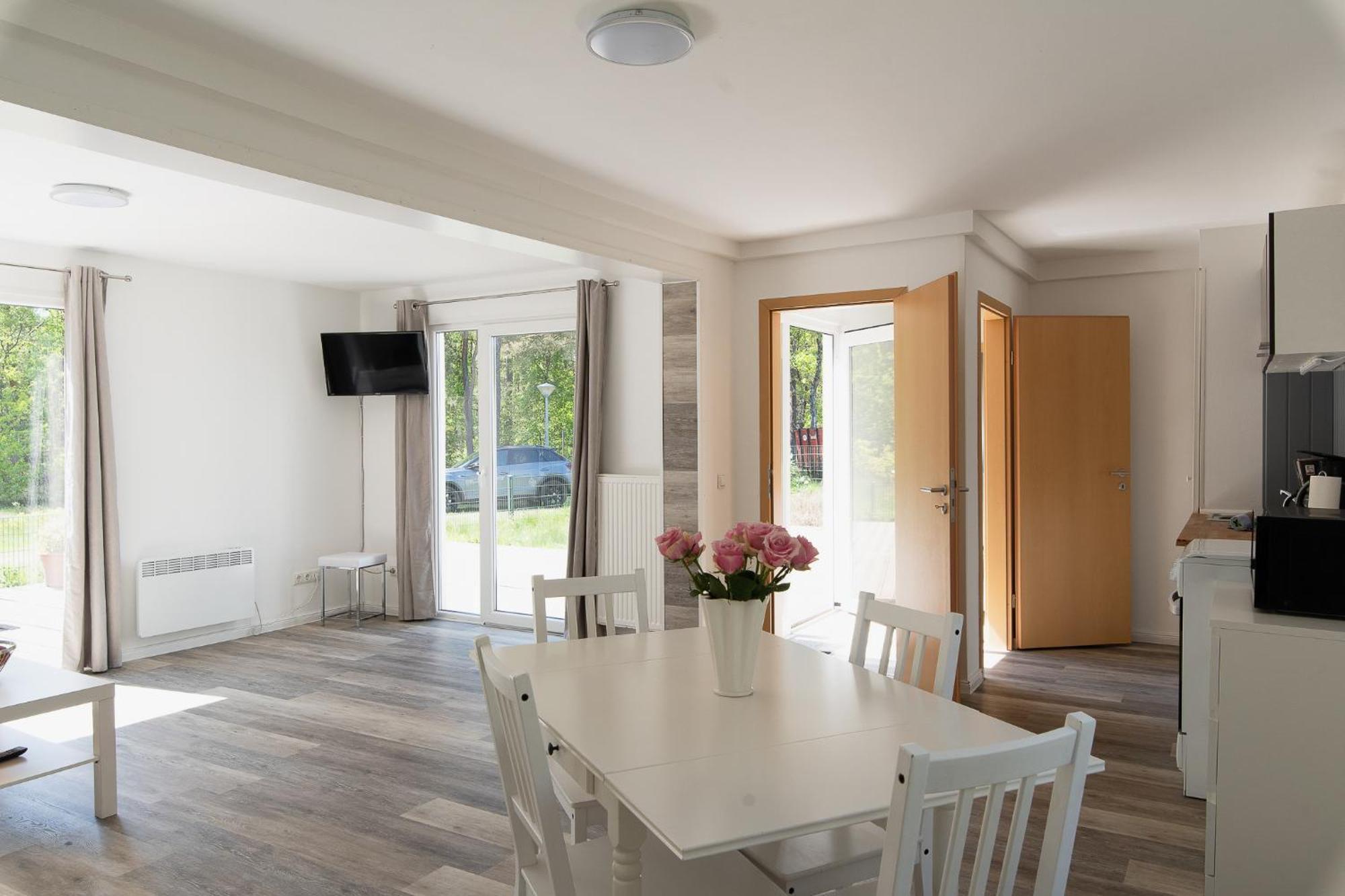 Naturcamping Lueneburger Heide - Chalets & Tiny Haeuser 索尔陶 外观 照片